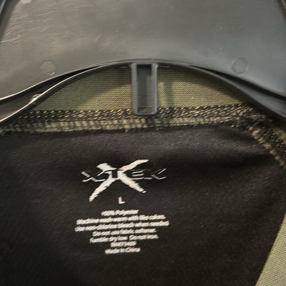 Base Layer - Picture 3 of 3